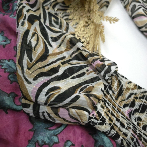 New Lilly Pulitzer Pink Tiger Print Gold Metallic Striped Sheer Maxi Dress Sz 2 - Picture 8 of 13